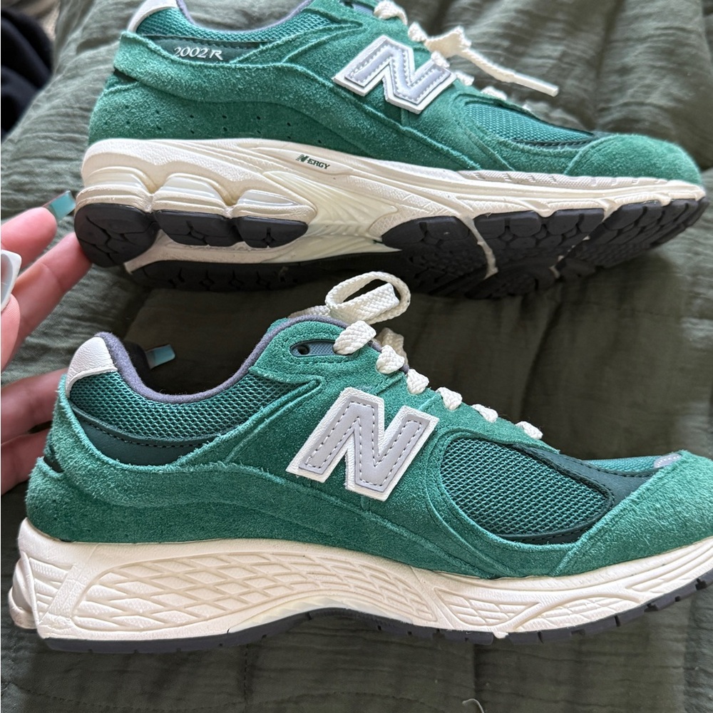 New Balance 2002R Green